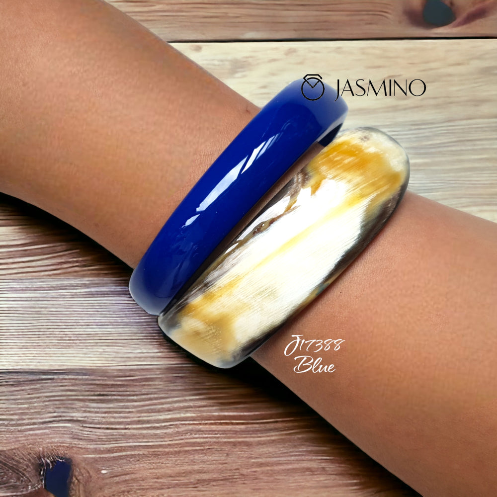 
                  
                    Natural Handmade Bracelet J17388, Made by Buffalo Horn and Lacquer
                  
                