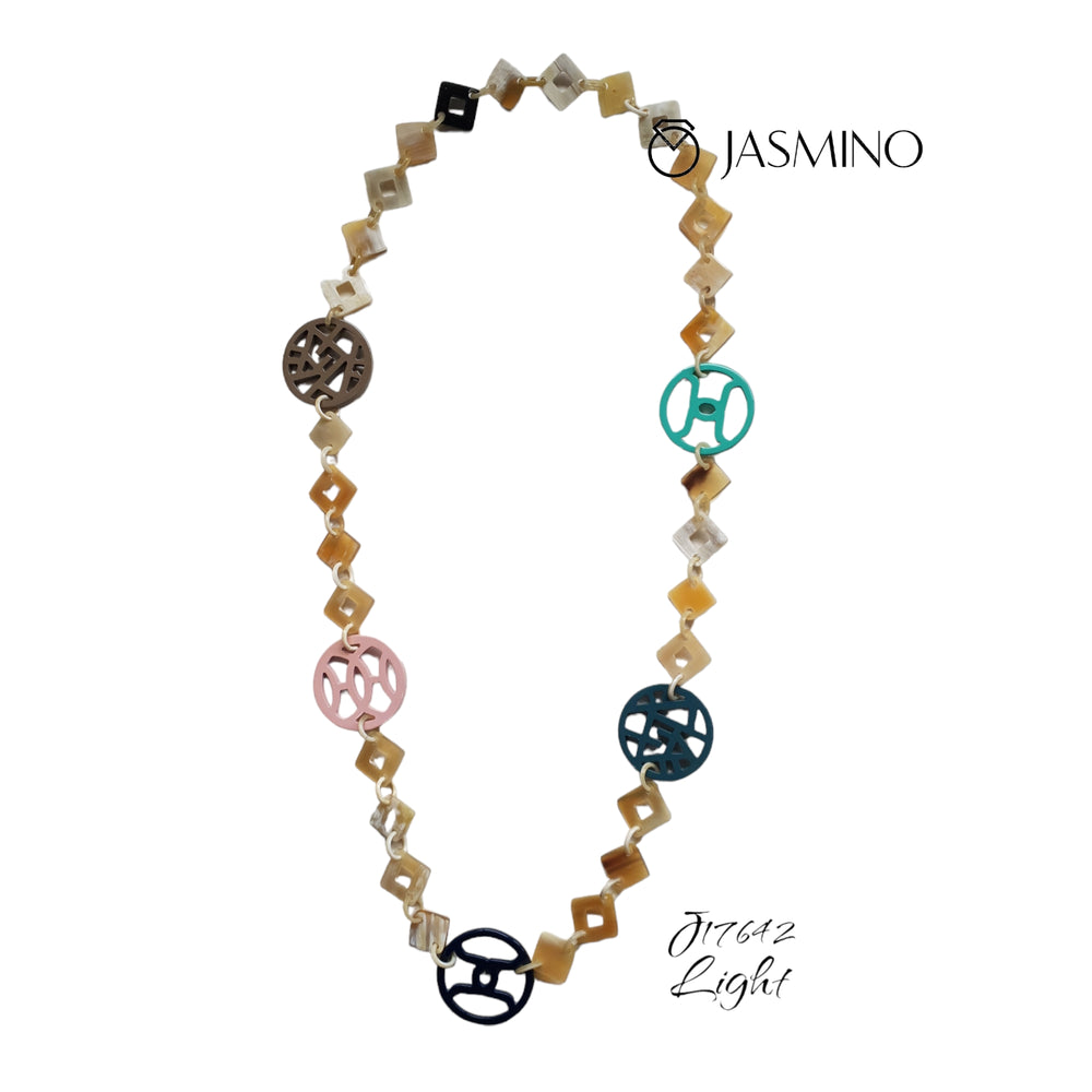 
                  
                    unique handmade Bohemian chain link diamond shaped chain link necklace jewelry in natural buffalo horn
                  
                