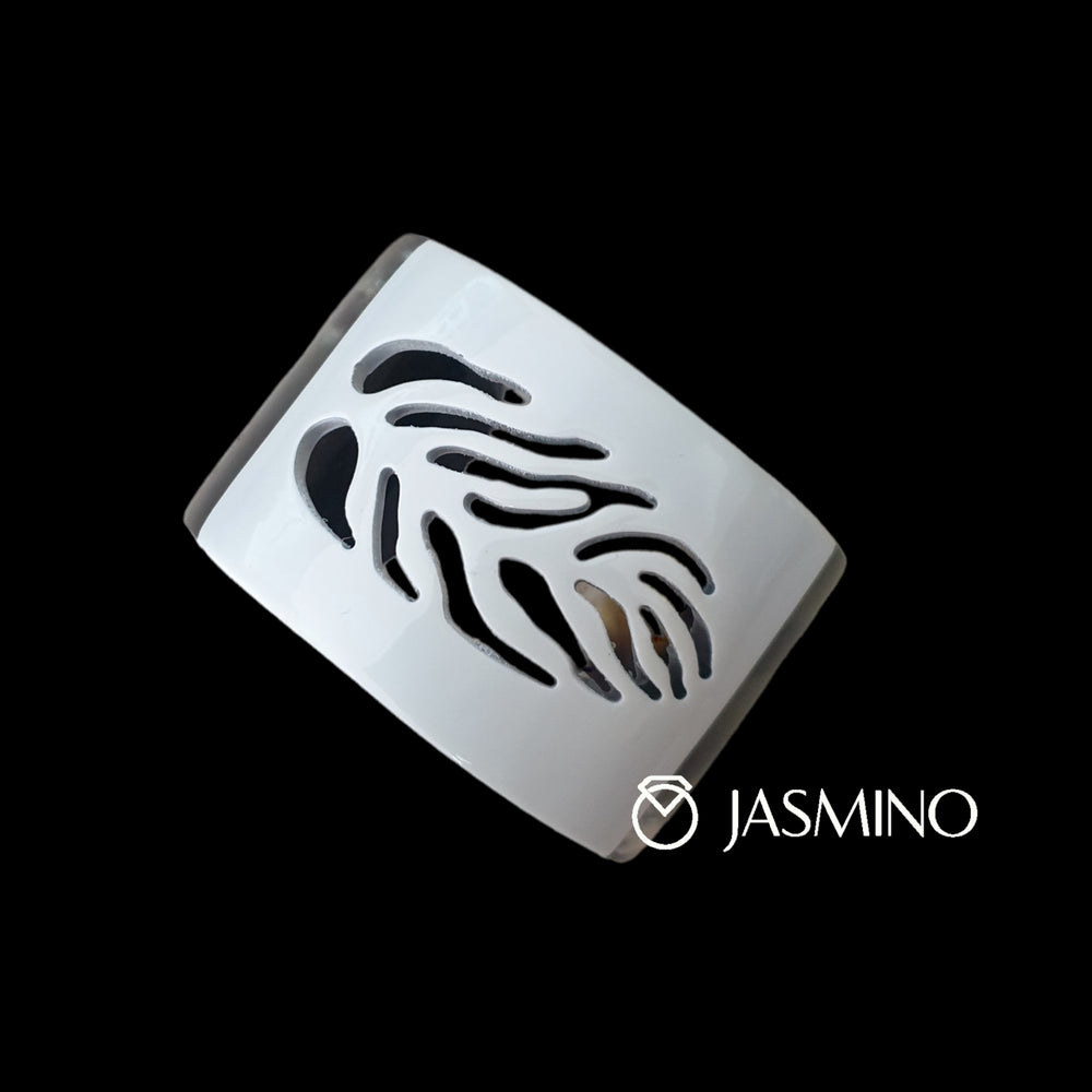 
                  
                    white leaf cuff bracelet in natural buffalo horn
                  
                