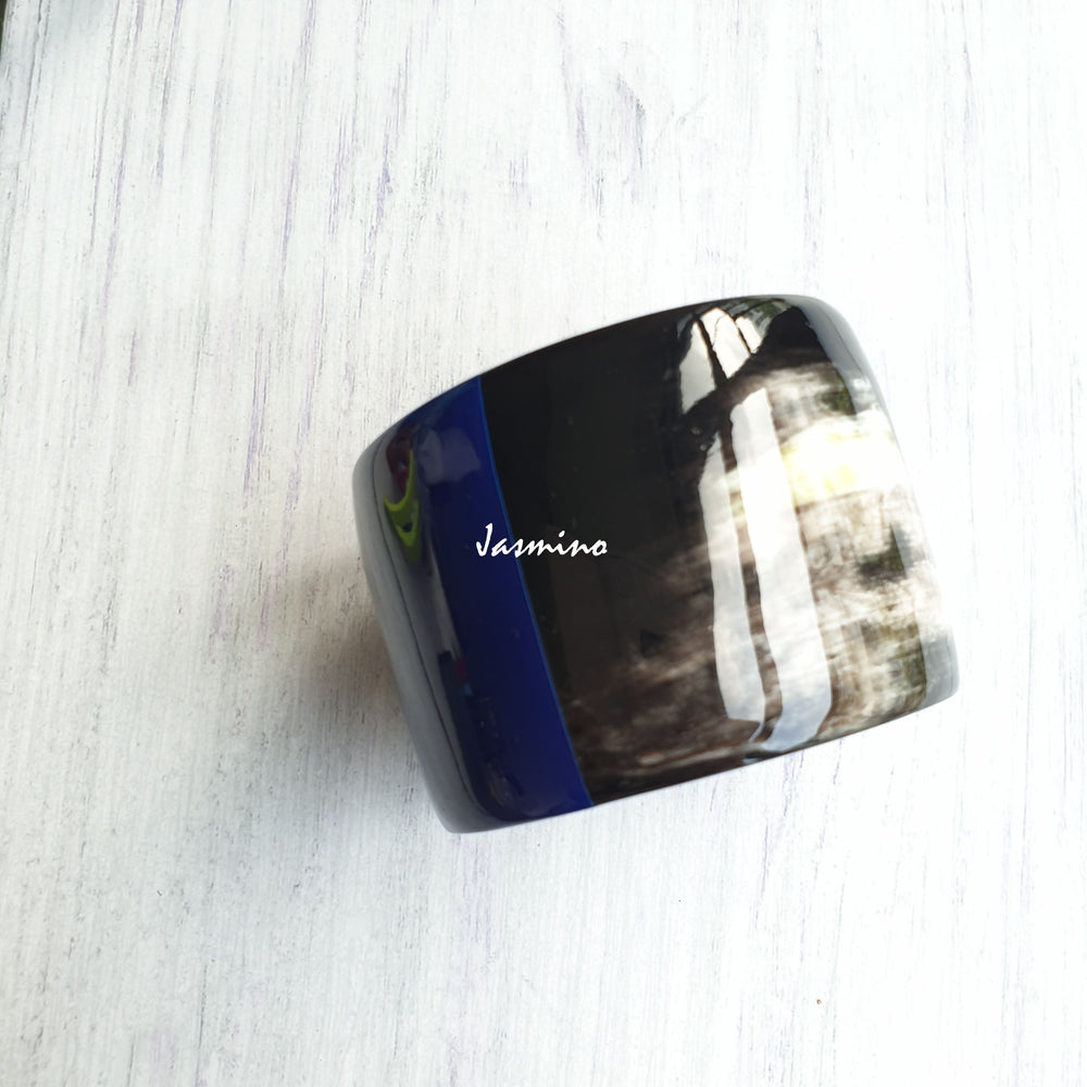 
                  
                    Jasmino unique handmade bangle bracelet features lavender blue in natural buffalo horn for women
                  
                