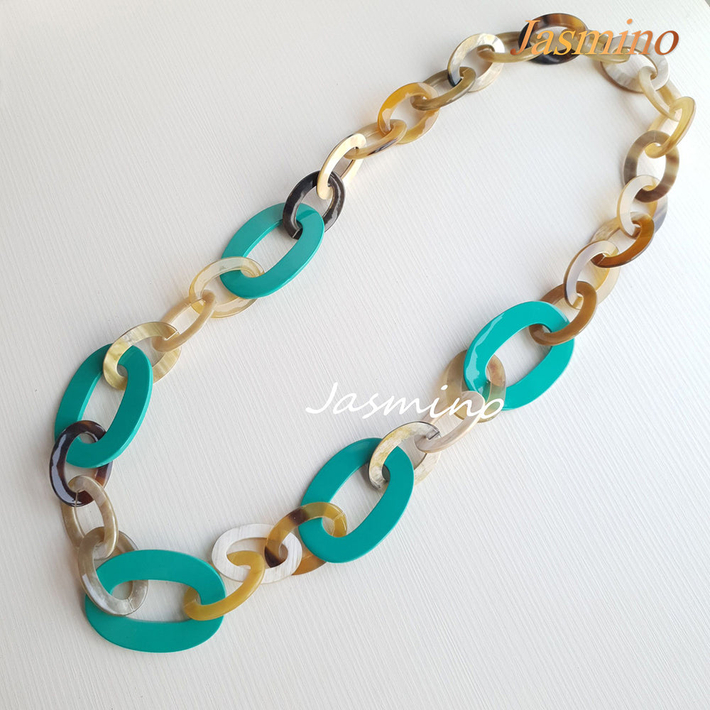 
                  
                    chain buffalo horn necklace, the highlight of this necklace is five big elliptical buffalo horn pieces painted blue turquoise, impressive gift for your friend
                  
                