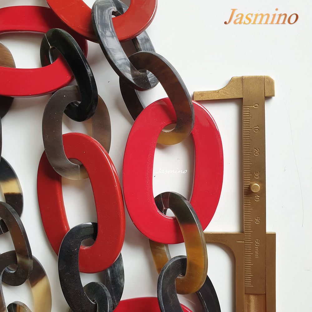 
                  
                    chain buffalo horn necklace, the highlight of this necklace is five big elliptical buffalo horn pieces painted scarlet, impressive gift for your friend
                  
                
