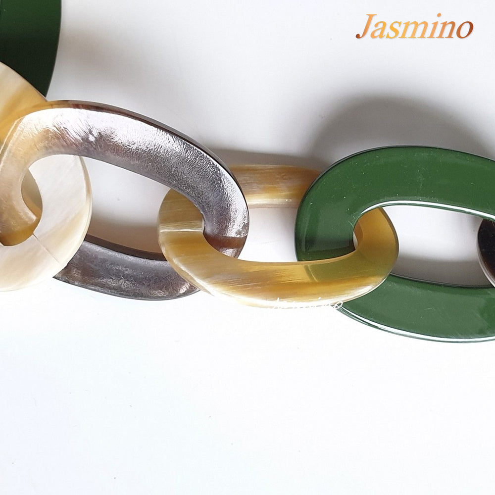 
                  
                    chain buffalo horn necklace, the highlight of this necklace is five big elliptical buffalo horn pieces painted dark green, impressive Christmas gift for your friend
                  
                
