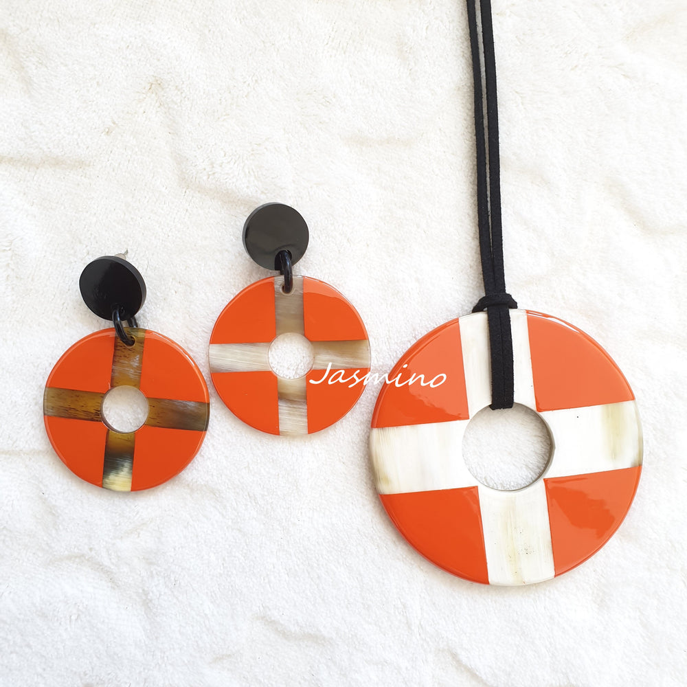 
                  
                    Jasmino Trendy Unique Round Cross Christmas Pendants. Made By Natural Buffalo Horn
                  
                