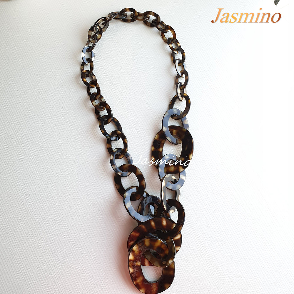 
                  
                    chunky dark buffalo horn necklace in natural light- 95cm, jasmino.vn
                  
                