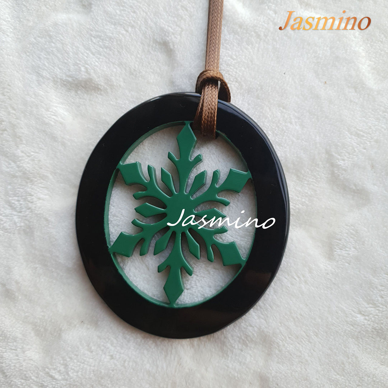 elliptical horn pendant designed with natural buffalo horn outside, inside with snowflake pattern made of ultramarine green lacquer natural buffalo horn- 8cm, gift Impressive Christmas for her 