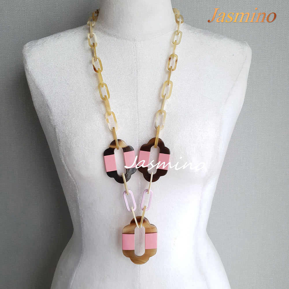 
                  
                    the highlight of this necklace is three unique large horn pieces painted rose quartz- 80cm, impressive gift for your friend
                  
                