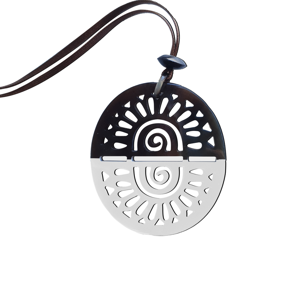 
                  
                    pendant is designed with half natural horn and half brilliant white lacquer, unique gift for her
                  
                