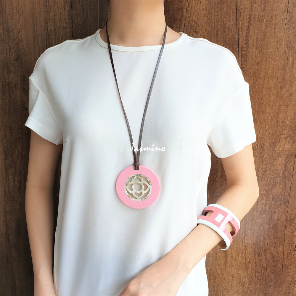 
                  
                    Jasmino Trendy Elegant Minimalist Vintage Floral Handmade Jewelry Necklace Made By Natural Buffalo Horn
                  
                