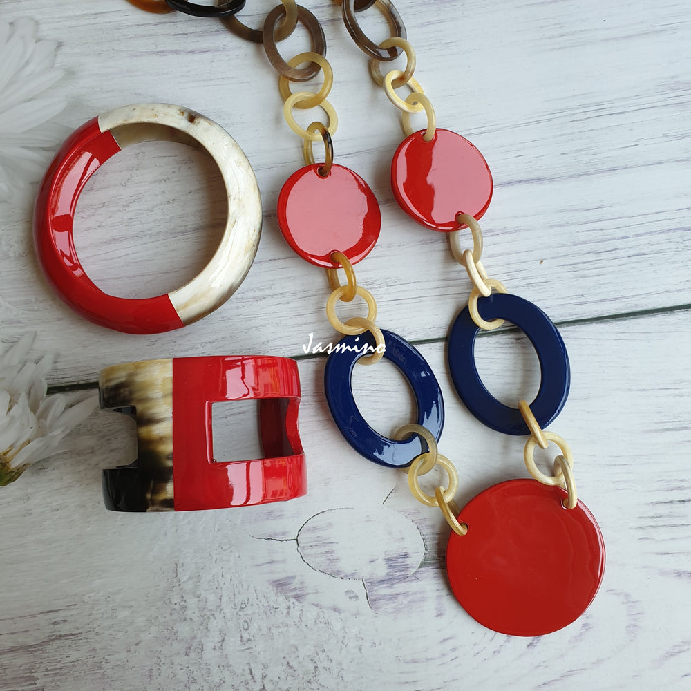 
                  
                    A set of unique handmade Vintage chain link necklace and bracelets features blue and red in natural buffalo horn for women's gits on holidays
                  
                