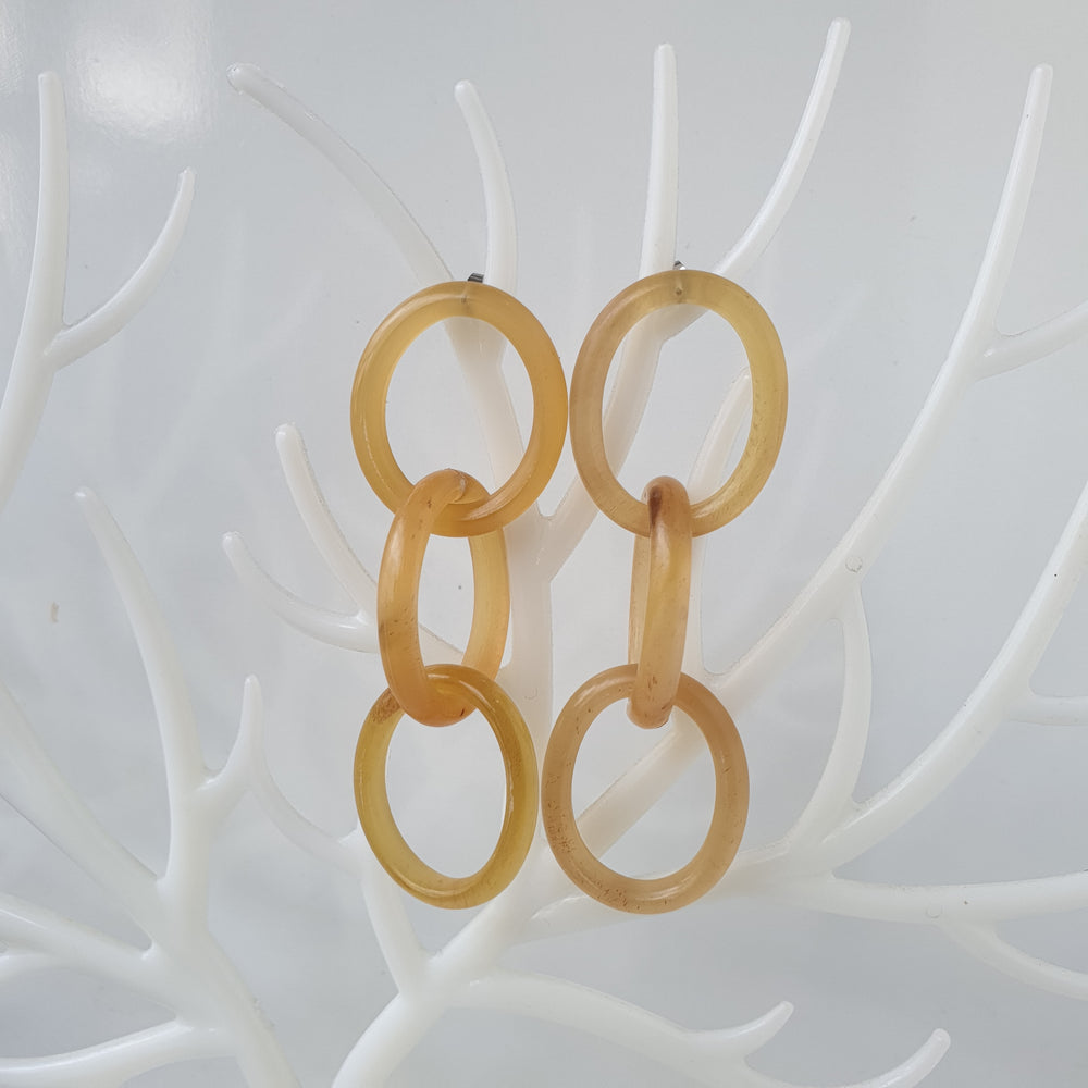 
                  
                    Jasmino Minimalist Spring 2023 Circle Chain Link Earrings Made By Natural Buffalo Horn
                  
                