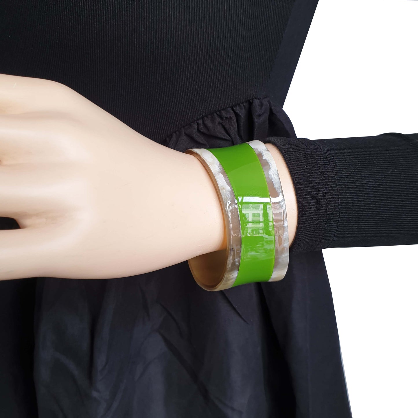 Minimalist green cuff bracelet in natural buffalo horn