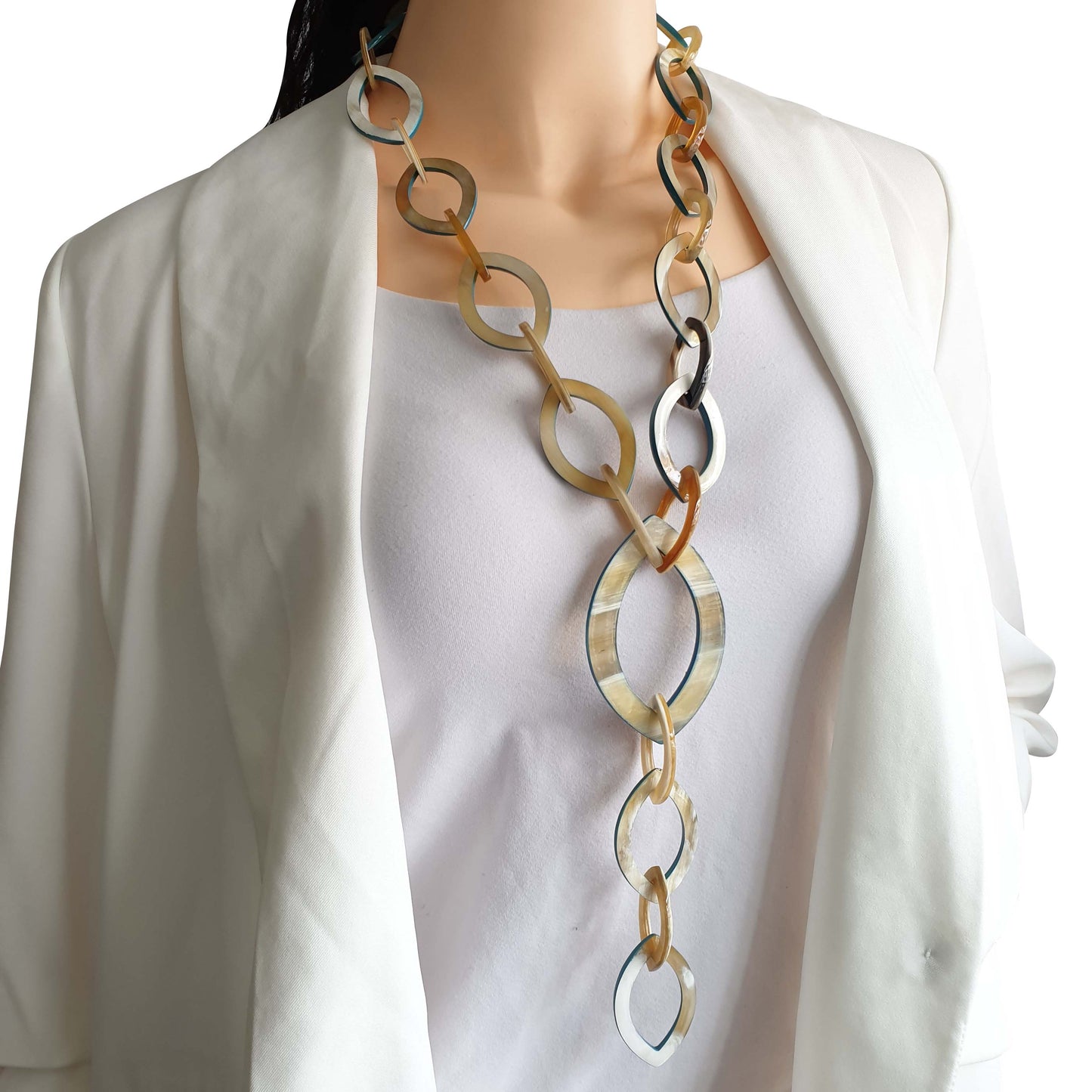 Minimalist large chain link necklace oval in natural buffalo horn