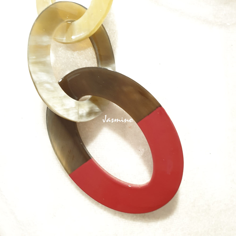 
                  
                    The necklace has several large rich rosewood pieces in natural light, impressive Christmas gift for her
                  
                